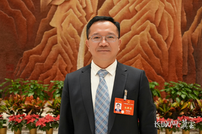 代表履責，兩會聲音｜中國樂凱黨委書記、董事長侯景濱履職盡責、建言獻策